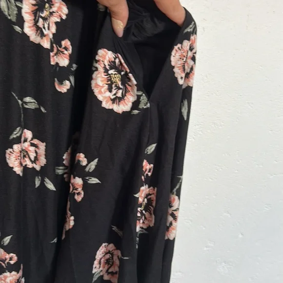 🩶Girls Flower Dress🖤 - Picture 8 of 8